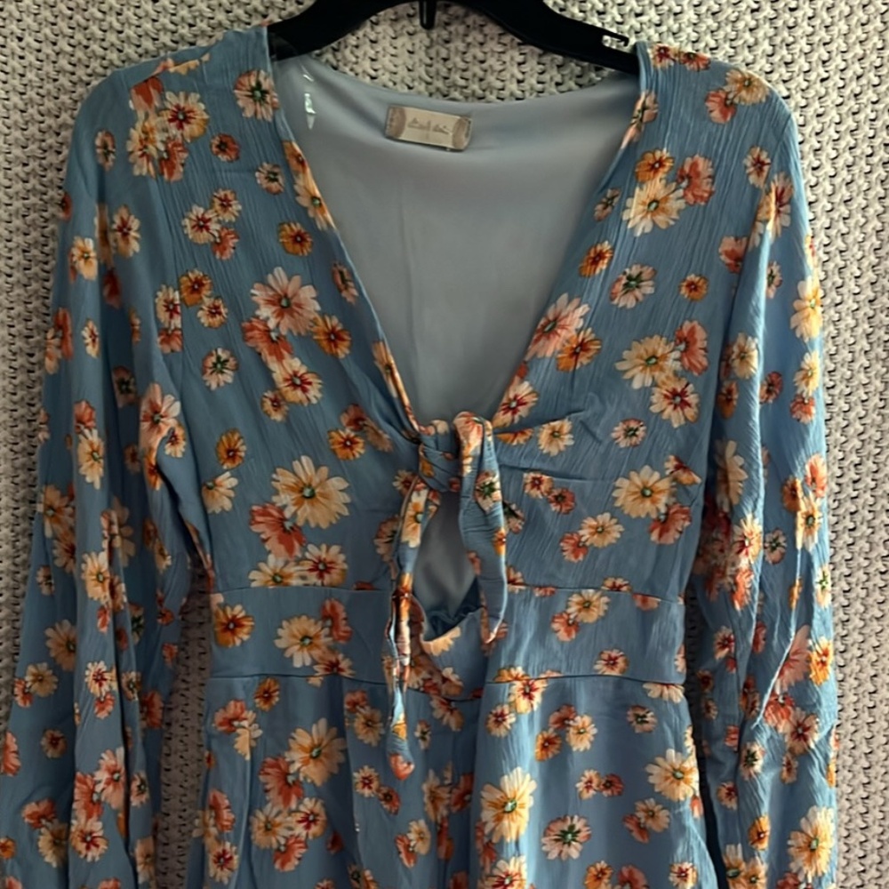Altar’d State Long Sleeve Romper, Blue Floral Size: S